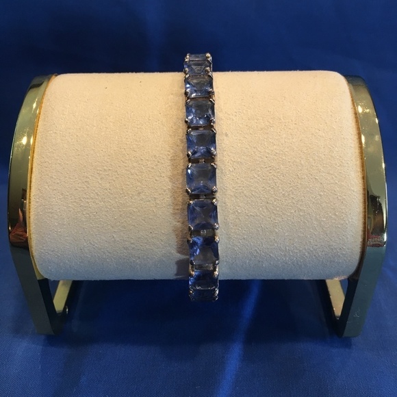 unbranded Jewelry - UNBRANDED Silver-tone Faux Blue Topaz Tennis Bracelet, Pre-owned Vintage, EUC